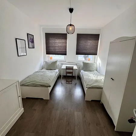 بيت ضيافة Doppelzimmer Im Monteurhaus Gemeinschaftsbad Und -kueche